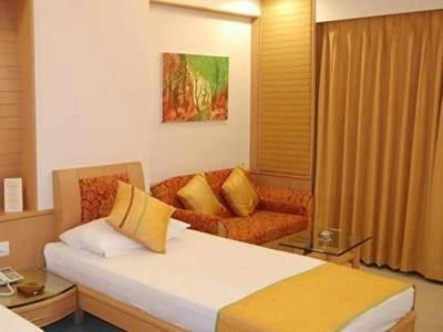 Hotel Shreemaya Residency インドール エクステリア 写真